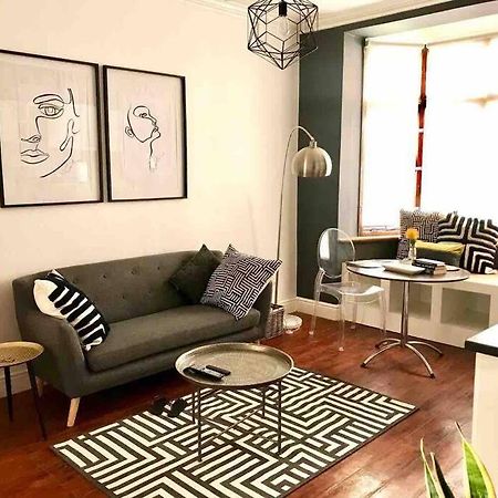 1-Bedroom Sea Point Gem - Perfect Location! Cape Town Exterior foto