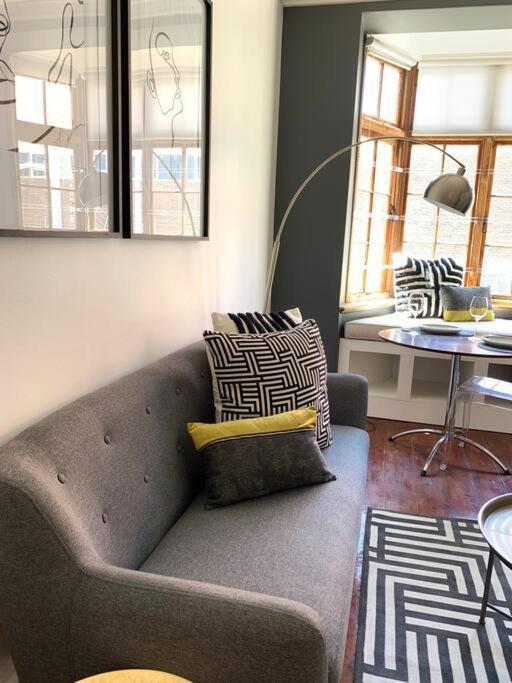 1-Bedroom Sea Point Gem - Perfect Location! Cape Town Exterior foto