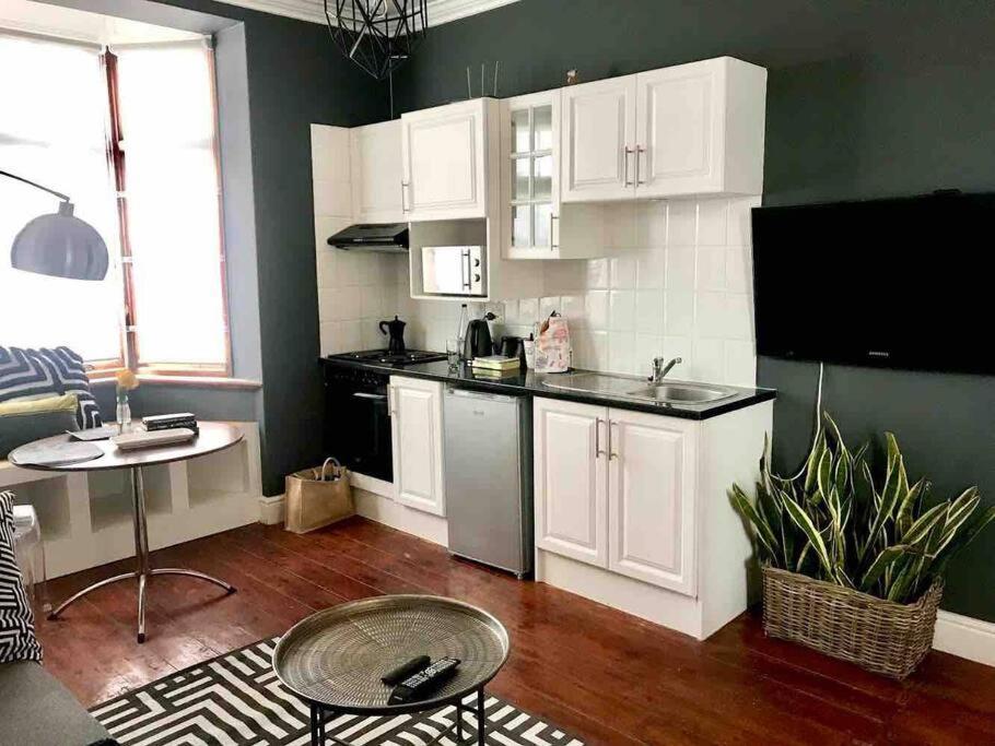 1-Bedroom Sea Point Gem - Perfect Location! Cape Town Exterior foto